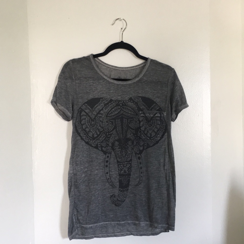 Comfy Elephant Tee!